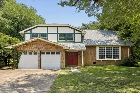 920 Amherst Ln, Virginia Beach, VA 23464