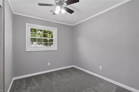 Bedroom - 1922 Beall Dr, Hampton, VA 23663 photo 6 of 6
