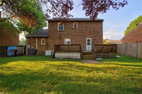 Exterior - 28 Bonney Ln, Hampton, VA 23669 photo 5 of 5