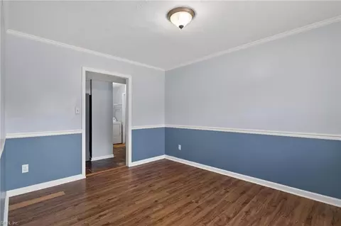 Entry Way - 28 Bonney Ln, Hampton, VA 23669 photo 2 of 2