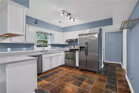 Other - 28 Bonney Ln, Hampton, VA 23669 photo 1 of 6