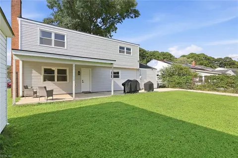 Exterior - 108 Santa Clara Dr, Hampton, VA 23666 photo 4 of 6