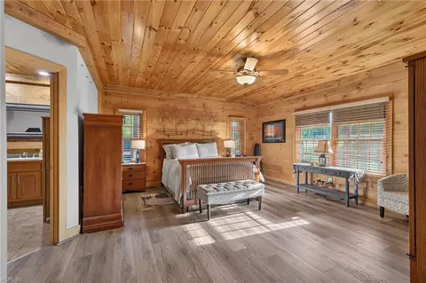 Bedroom - 11161 Comet Rd, Smithfield, VA 23430 photo 1 of 5