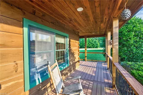 Exterior - 11161 Comet Rd, Smithfield, VA 23430 photo 2 of 17