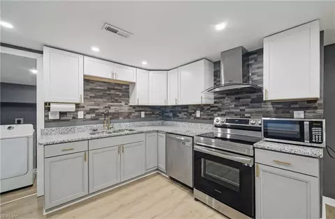 Kitchen - 8 Mcdonald Rd, Hampton, VA 23669 photo 1 of 1