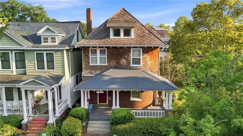 535 Hampton Pl, Portsmouth, VA 23704