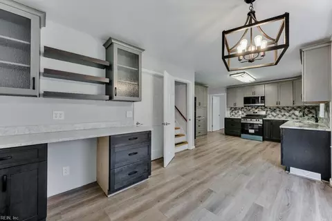 Entry Way - 3316 Mapleton Cres, Chesapeake, VA 23321 photo 1 of 1