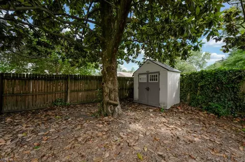 Exterior - 3316 Mapleton Cres, Chesapeake, VA 23321 photo 8 of 9