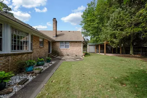 Exterior - 3316 Mapleton Cres, Chesapeake, VA 23321 photo 5 of 9