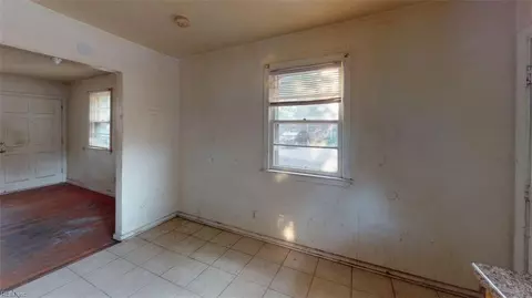 Entry Way - 1252 Norview Ave, Norfolk, VA 23513 photo 6 of 6