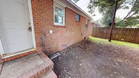 Exterior - 1252 Norview Ave, Norfolk, VA 23513 photo 5 of 6