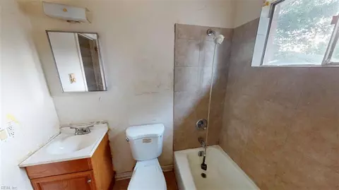 Bath - 1252 Norview Ave, Norfolk, VA 23513 photo 1 of 3