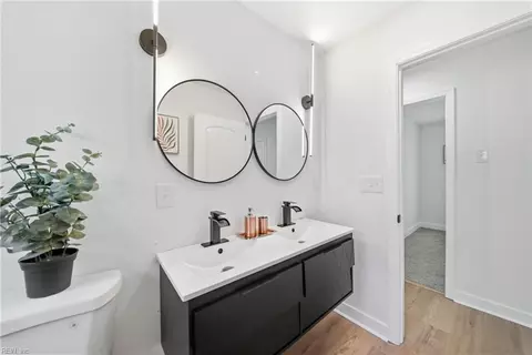 Bath - 1528 Morgan Dr, Hampton, VA 23663 photo 2 of 2