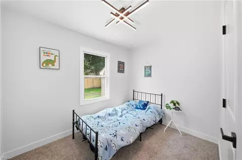 Bedroom - 1528 Morgan Dr, Hampton, VA 23663 photo 4 of 4