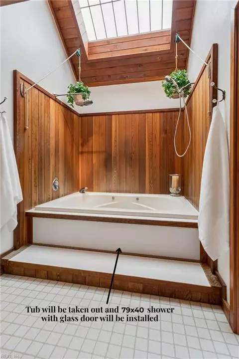 Bath - Undisclosed, Hampton, VA 23669 photo 4 of 6