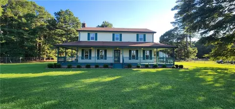 163 Greenway Rd, Suffolk, VA 23434