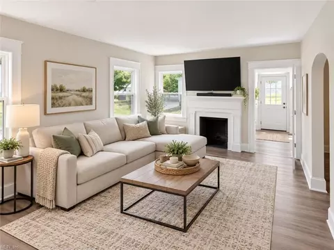 315 Sussex Dr, Portsmouth, VA 23707