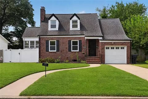 315 Sussex Dr, Portsmouth, VA 23707