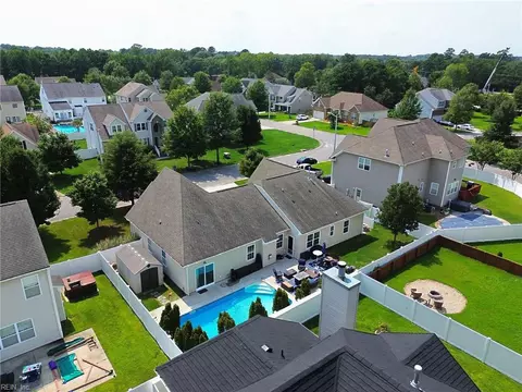2448 Orchard Hill Ln, Virginia Beach, VA 23456