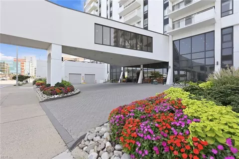 4004 Atlantic Ave #1906, Virginia Beach, VA 23451