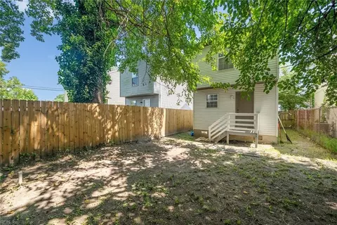 Exterior - 3409 Shell Rd, Hampton, VA 23661 photo 6 of 7