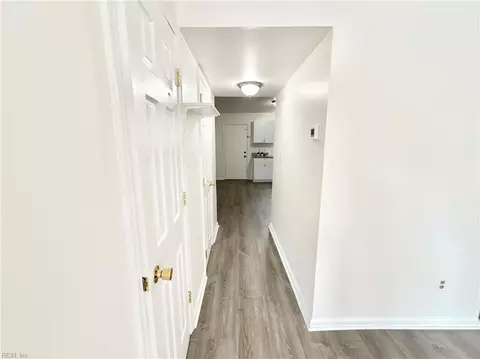 Entry Way - 3409 Shell Rd, Hampton, VA 23661 photo 2 of 4