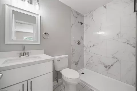 Bath - 4141 3rd St, Chesapeake, VA 23324 photo 1 of 2