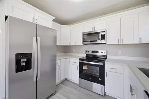 Kitchen - 4141 3rd St, Chesapeake, VA 23324 photo 2 of 2