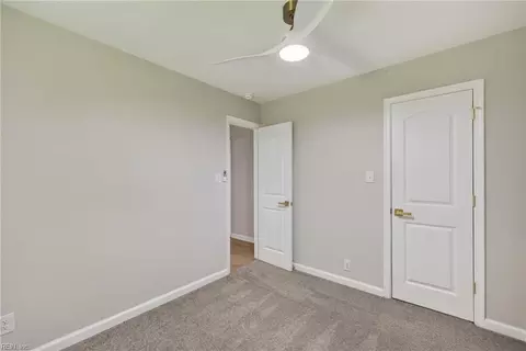 Bedroom - 4004 Oak Dr, Chesapeake, VA 23321 photo 2 of 8