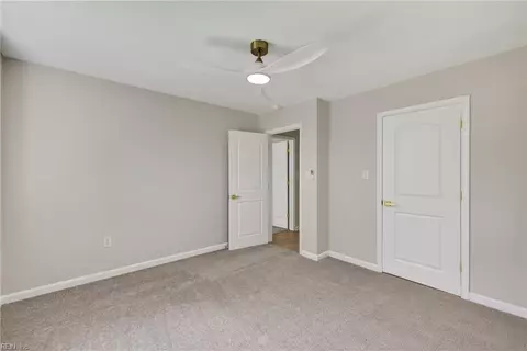 Bedroom - 4004 Oak Dr, Chesapeake, VA 23321 photo 4 of 8