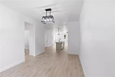 Entry Way - 746 Johnson Ave, Norfolk, VA 23504 photo 3 of 3