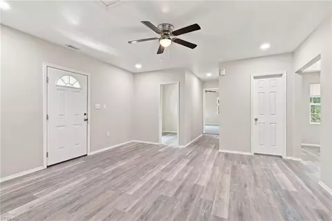 Living - 19081 Rawlings Rd, Capron, VA 23829 photo 5 of 5