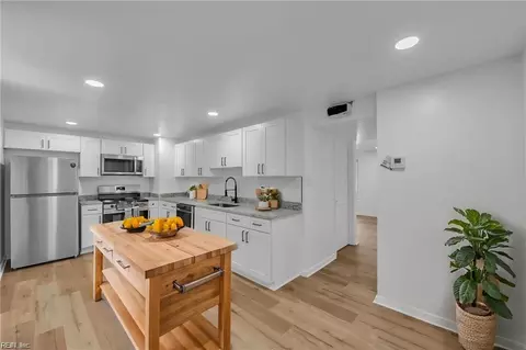 Kitchen - 2319 Andrews Boulevard Blvd, Hampton, VA 23663 photo 1 of 3