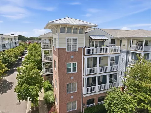 8305 N View Blvd, Norfolk, VA 23518