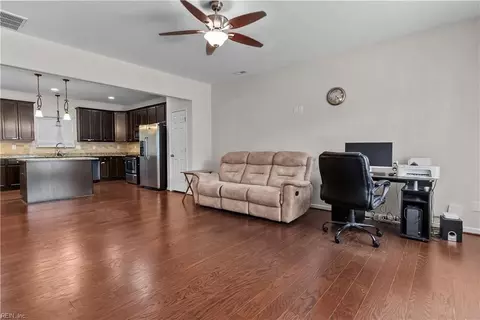 Living - 7104 Clarion Ln, Norfolk, VA 23513 photo 2 of 3