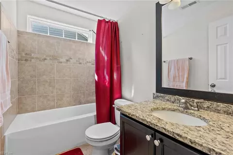 Bath - 7104 Clarion Ln, Norfolk, VA 23513 photo 4 of 4