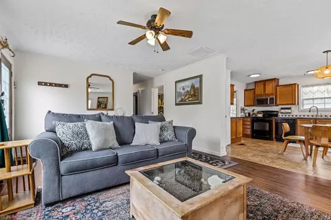 Living - 402 E Main St, Wakefield, VA 23888 photo 3 of 3