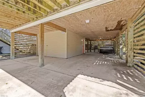 Exterior - 2027 Hampton St, Kill Devil Hills, NC 27948 photo 6 of 11
