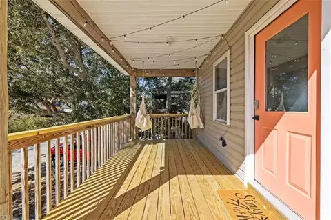 Exterior - 2027 Hampton St, Kill Devil Hills, NC 27948 photo 3 of 11