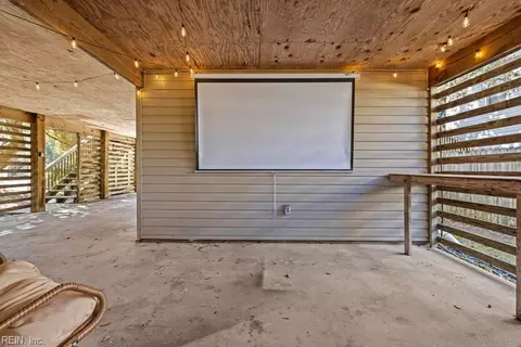 Exterior - 2027 Hampton St, Kill Devil Hills, NC 27948 photo 8 of 11