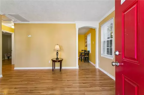 Entry Way - 650 Grimes Rd, Hampton, VA 23663 photo 1 of 1