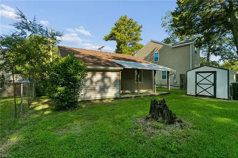 Exterior - 650 Grimes Rd, Hampton, VA 23663 photo 3 of 5