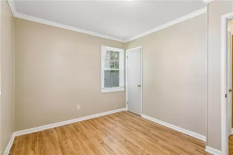 Bedroom - 650 Grimes Rd, Hampton, VA 23663 photo 3 of 5