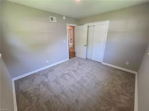 Bedroom - 1425 Sunset Dr, Norfolk, VA 23503 photo 4 of 5