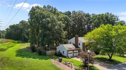 760 Village Green Pw Pkwy, Newport News, VA 23602