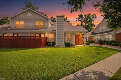 880 Miller Creek Ln, Newport News, VA 23602