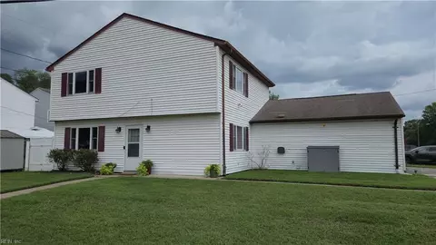 3544 Faraday Ln, Virginia Beach, VA 23452