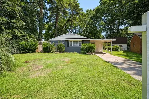 Exterior - 3532 Evangeline St, Norfolk, VA 23502 photo 3 of 11