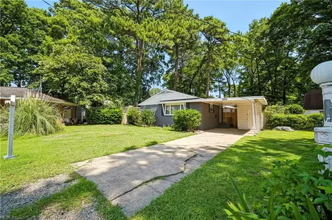 Exterior - 3532 Evangeline St, Norfolk, VA 23502 photo 4 of 11
