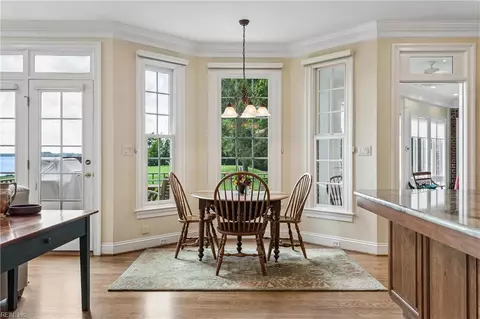 Dining - 2941 Barrets Pointe Rd, Williamsburg, VA 23185 photo 2 of 2